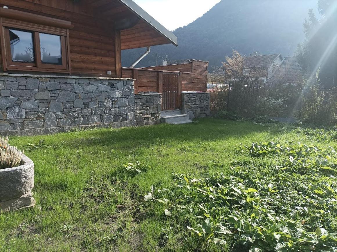 Joli Appart Terrasse Et Jardinet Albertville Exteriér fotografie